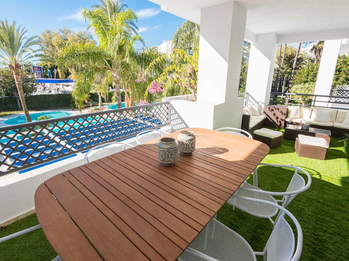 Vacation Marbella I Contemporary Central Apartment, Swimming-Pool, 24-7 Security, A Minute From The Marina, The Sea And Luxury Shopping Eksteriør billede