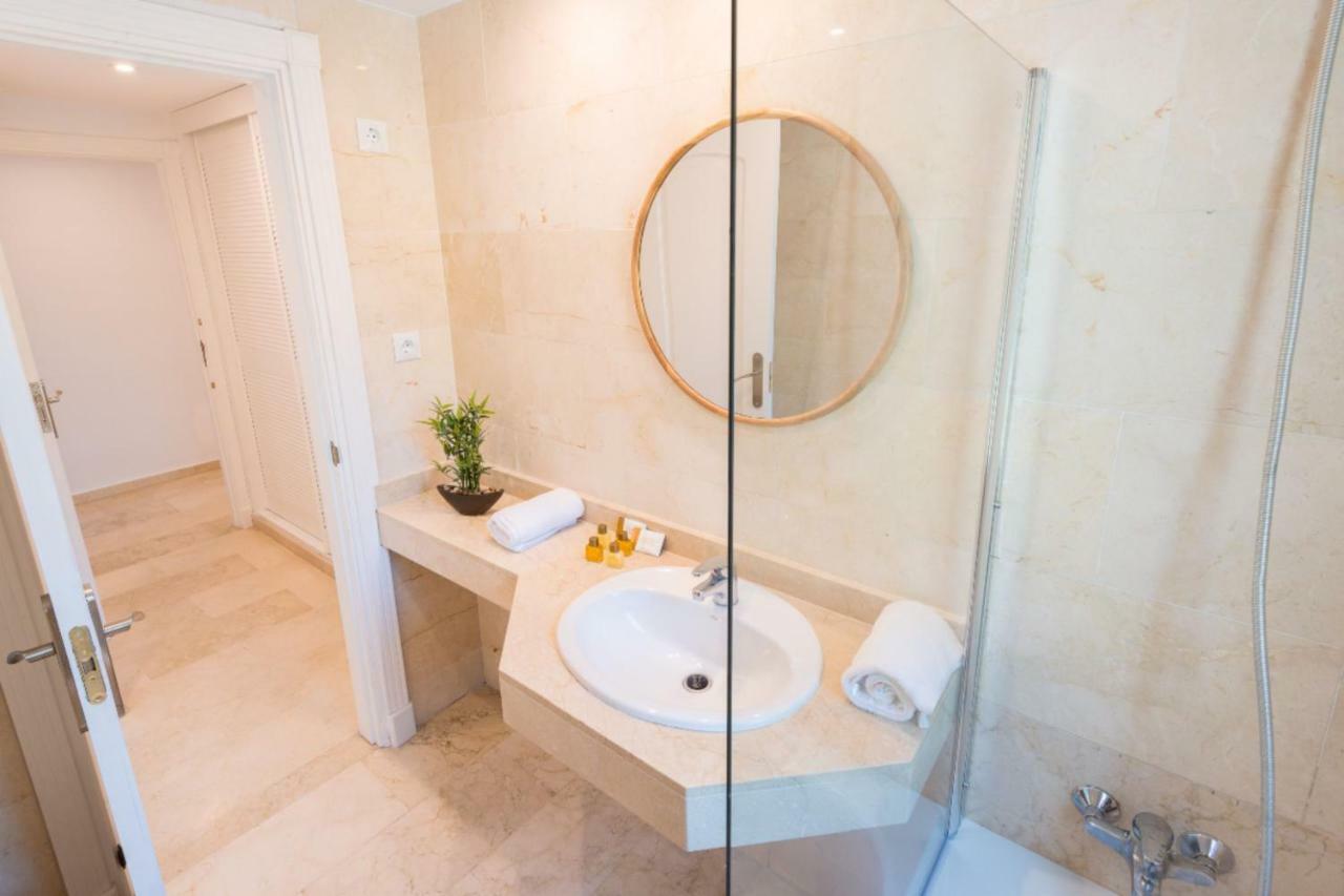 Vacation Marbella I Contemporary Central Apartment, Swimming-Pool, 24-7 Security, A Minute From The Marina, The Sea And Luxury Shopping Eksteriør billede